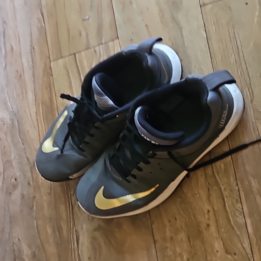 Nike men fly BY II